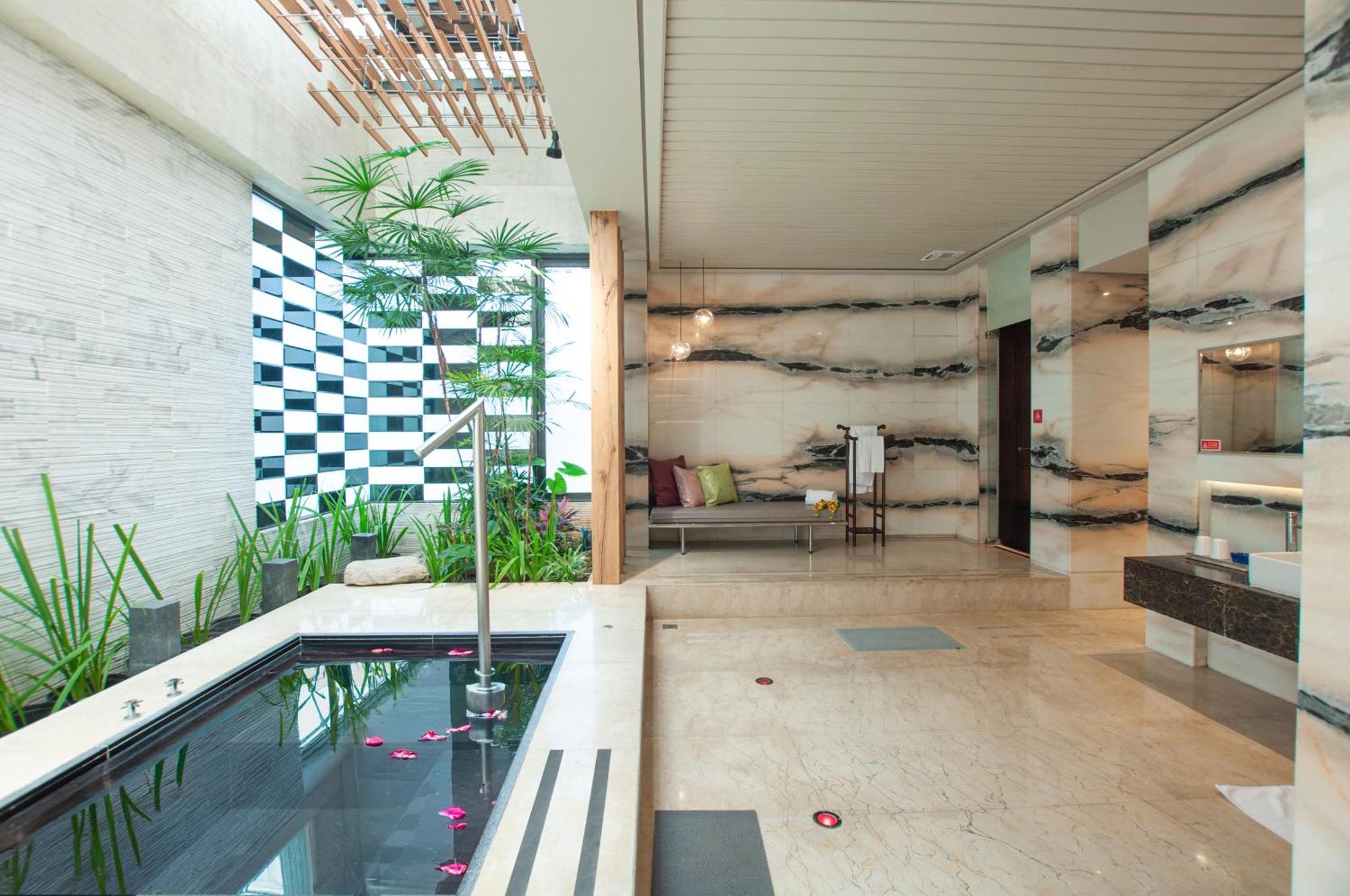 Mulan Motel Taichung Exterior foto